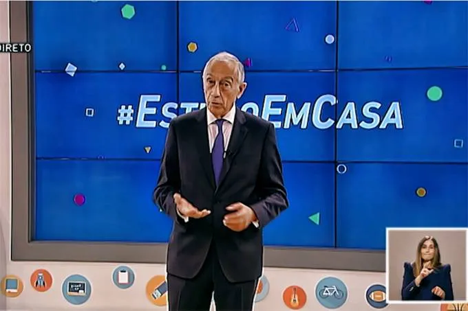 Presidente de Portugal salva duas jovens de afogamento; assista!