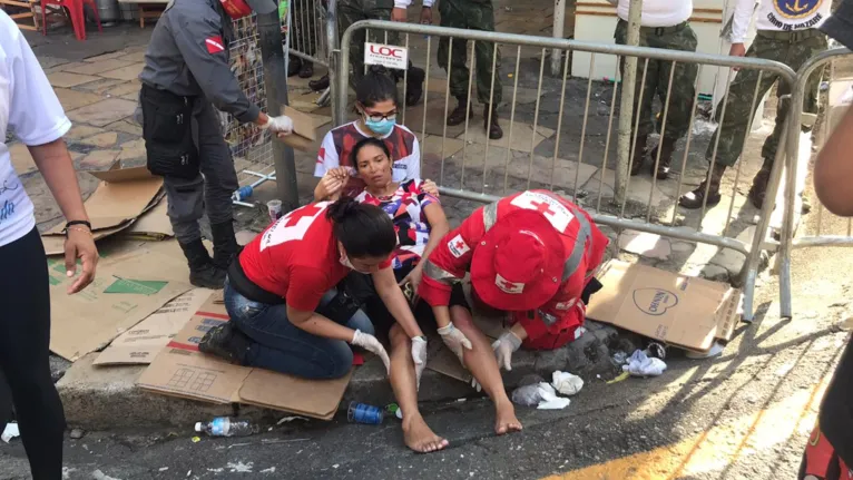 Praça Santuário registra movimentação de romeiros e promesseiros; assista!