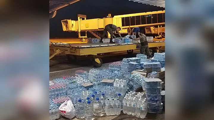 Milhares de garrafas de água doadas por paraenses em solidariedade aos amapaenses 