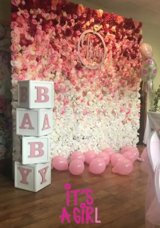 Mãe gasta 10 mil em enxoval rosa e bebê nasce menino