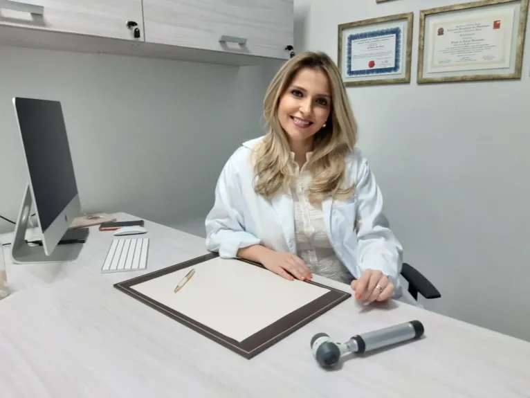 Dra. Gabriela Foltran, dermatologista do Hapvida.