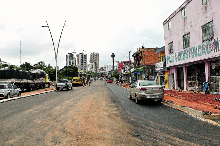 Asfalto causa descontentamento em moradores próximos da João Paulo II
