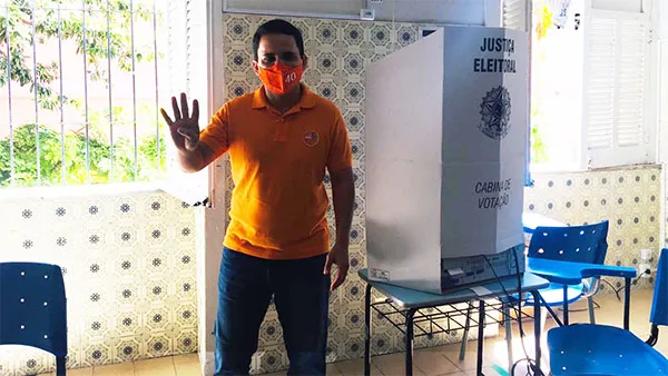 Candidatos a prefeito de Belém vão às urnas