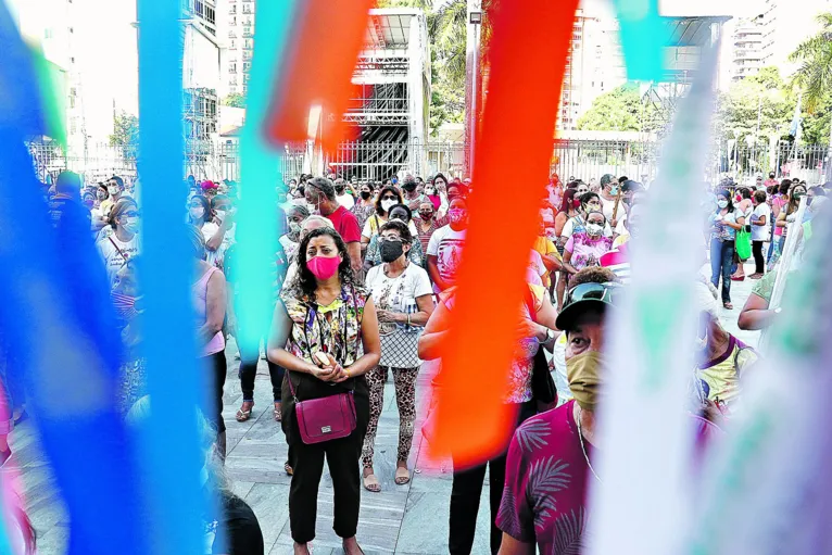 As missas foram celebradas para um público reduzido em cumprimento às regras de saúde 