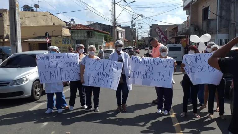 Profissionais de saúde protestam contra demissões e pedem
prorrogação de contratos em Belém