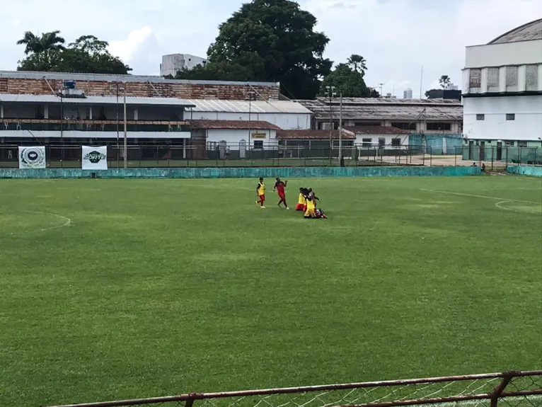 Comemoração dos jogadores do Gavião