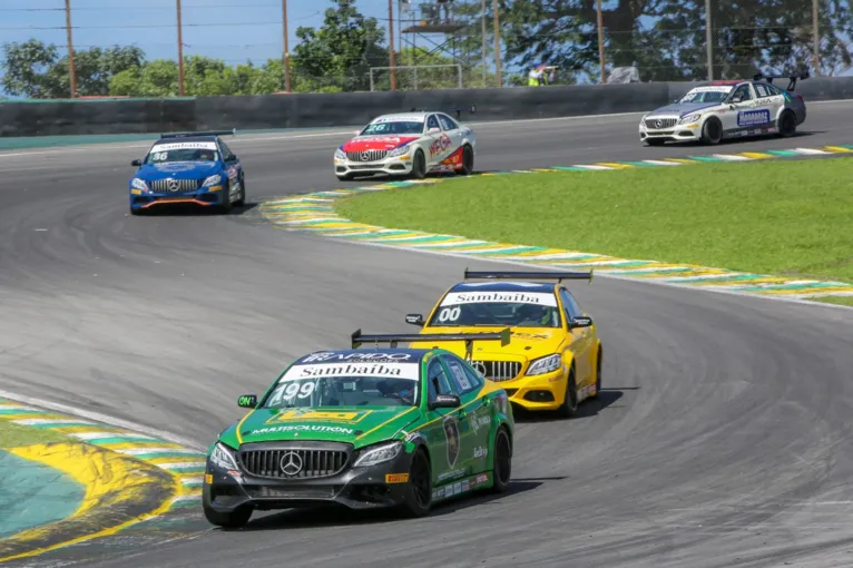 Piloto paraense tem saldo positivo na estreia de competição nacional