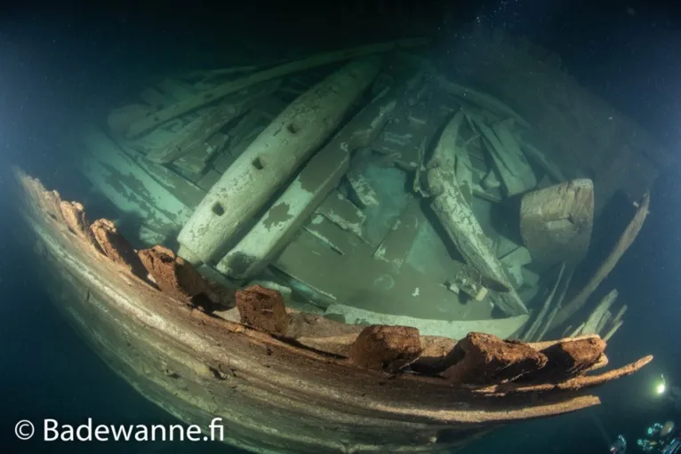 Navio holandês afundado no século 17 é encontrado quase intacto na Finlândia