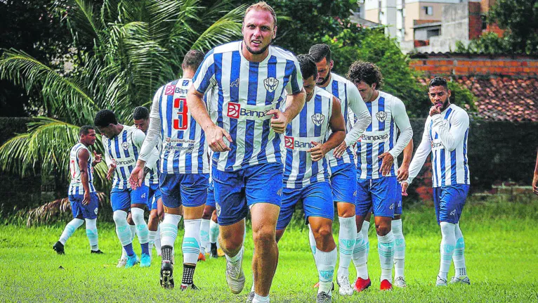 O zagueiro garante que o time bicolor vai com tudo em busca do acesso