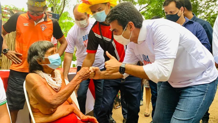 Indígena de 105 anos, Rõnõré Gavião, é a primeira vacinada em aldeia em Marabá