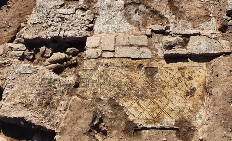 Local da descoberta aponta para existência de templo cristão em cidade árabe há 1.500 anos
