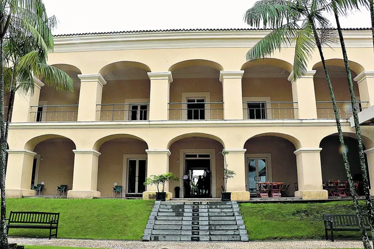 Casa das Onze Janelas