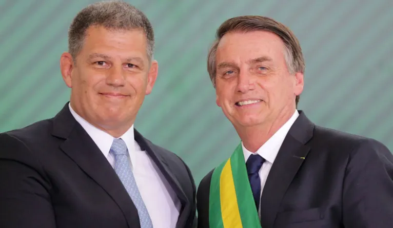 Vídeo: Bebianno disse que Bolsonaro lhe pediu que processasse Carlos