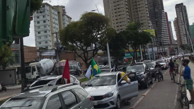 Paraenses fazem carreata contra Bolsonaro em Belém; veja imagens!