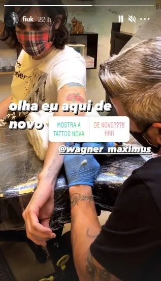 Cotado para o BBB 21, Fiuk posta vídeo nas redes e fãs o desmascaram