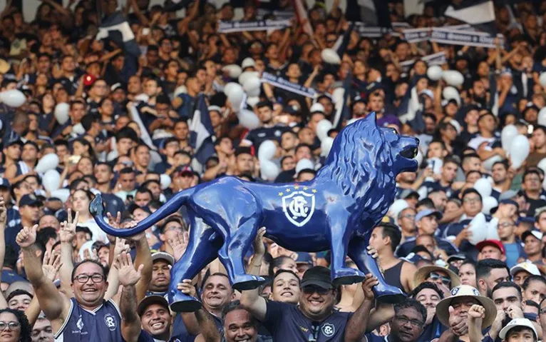 Aniversário de 116 anos do Remo tem direito a lançamento da camisa 'Soberana', treino noturno e missa 