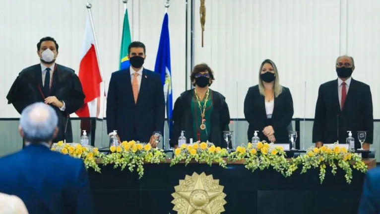 O governador Helder Barbalho e autoridades estiveram na cerimônia.