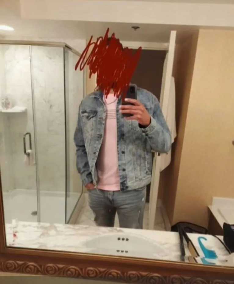Consegue descobrir? Mulher confirma traição do marido após identificar detalhe em foto enviada por ele