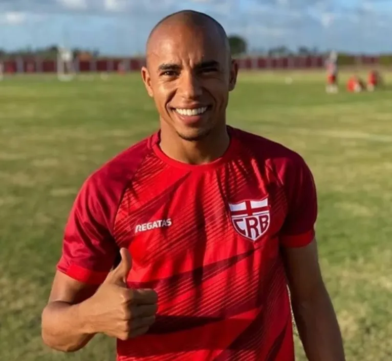 Reginaldo é um dos principais nomes do CRB 