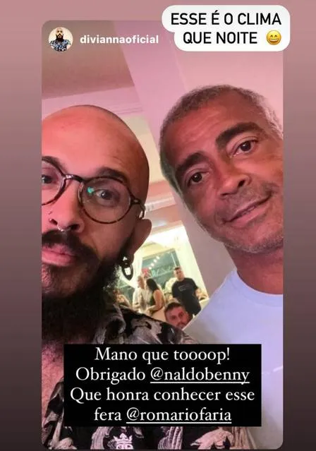 Naldo e Moranguinho são flagrados fazendo show aglomerado e com a presença de Romário