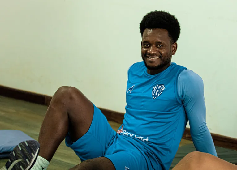 "As oportunidades têm aparecido e trabalho forte para manter esse espaço e crescer mais para ajudar o time a chegar aos seus objetivos".


