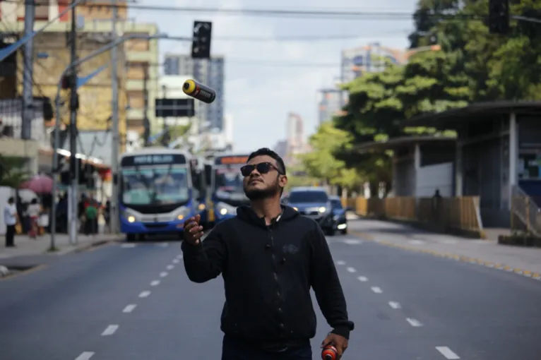 Grafite traz nova identidade a cenário urbano da cidade