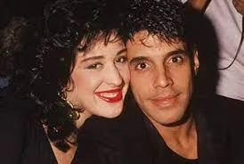 Alexandre Frota e  Cláudia Raia foram casados entre os anos de 1986 e 1989.