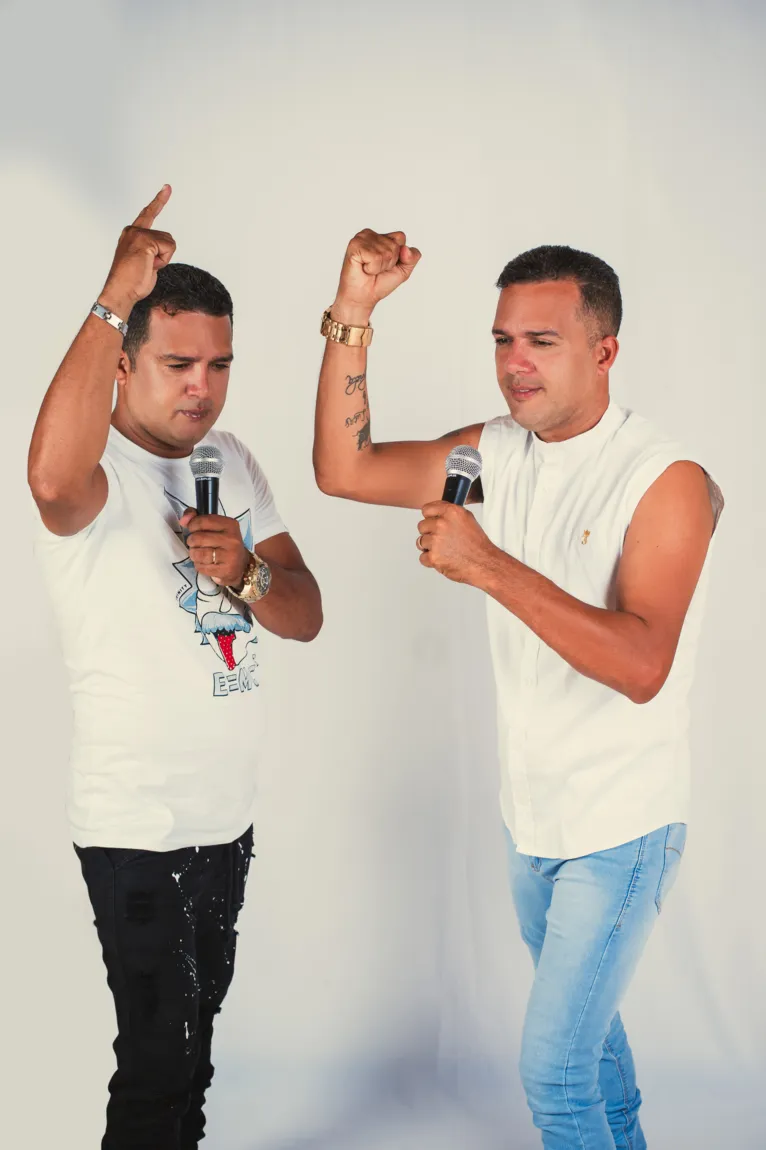 Dupla sertaneja Gleyk & Gleyson