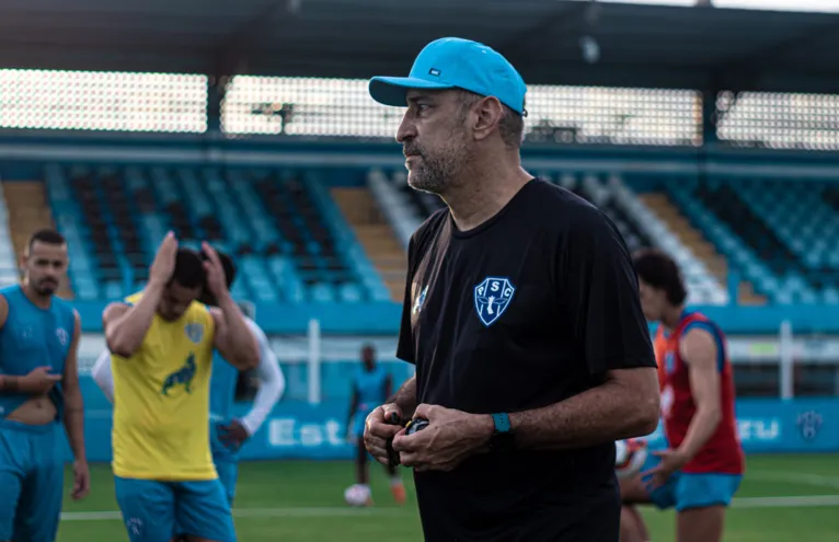 Técnico Vinicius Eutropio inicia trajetória no Paysandu