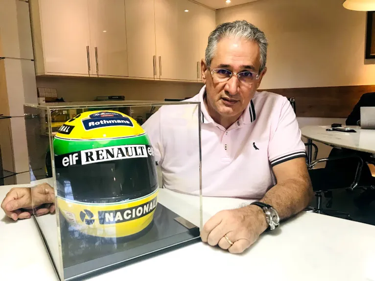 Fã paraense guarda relíquias do ídolo Ayrton Senna