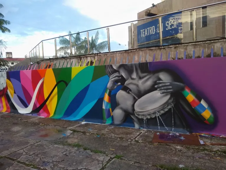 Grafite traz nova identidade a cenário urbano da cidade