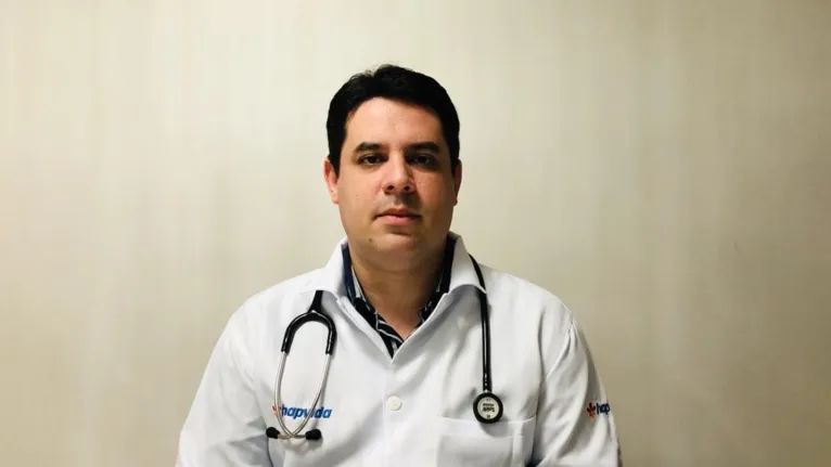 Dr. Maurício Cavalcante