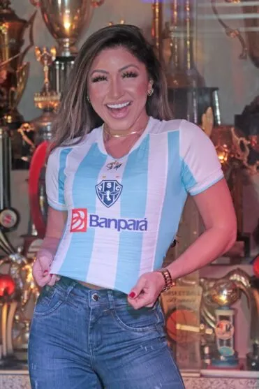 Nova camisa do Paysandu tem alta procura pela torcida