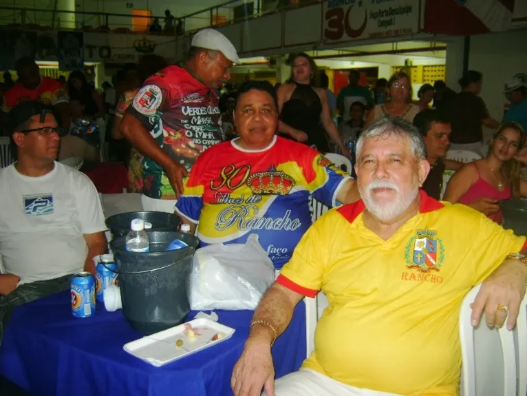 Dominguinhos ao lado de Jango Vidal, um dos beneméritos da escola de samba do Jurunas