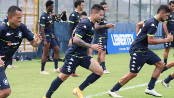 Rafinha em treinamento pelo Clube do Remo.