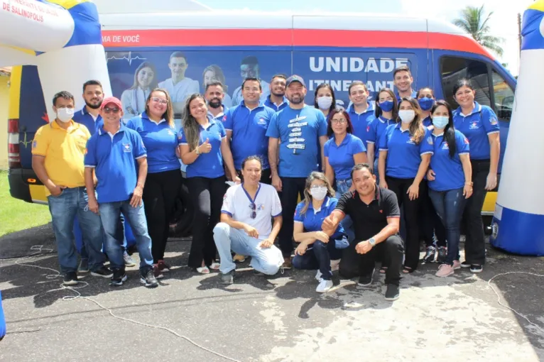 Equipe de saúde da Unidade itinerante de Salinas