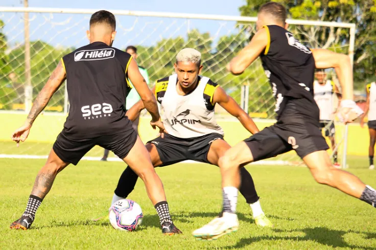 Jogadores não perdem o foco por conta de campanha invicta.