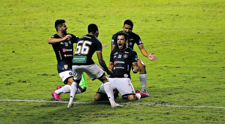 Após longo tempo de recuperação, zagueiro Fredson poderá ser uma das opções de Felipe Conceição no duelo entre Clube do Remo e Botafogo