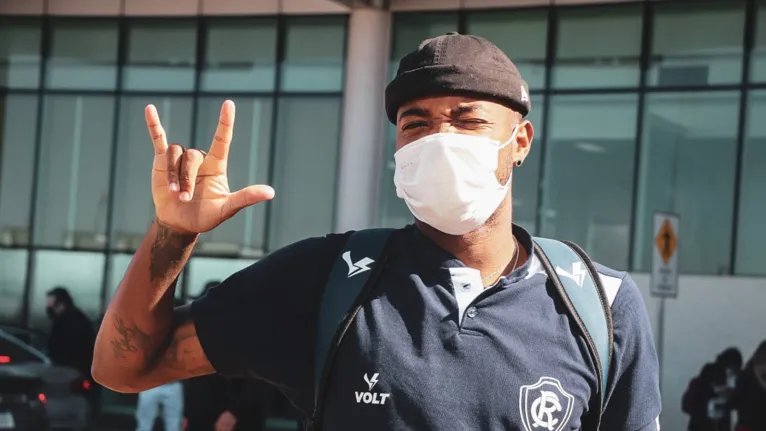 Victor Andrade na viagem para Londrina.