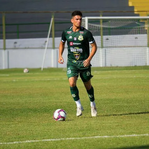 O zagueiro falou sobre a instabilidade da defesa, mas garante que ajustes estão sendo feitos.