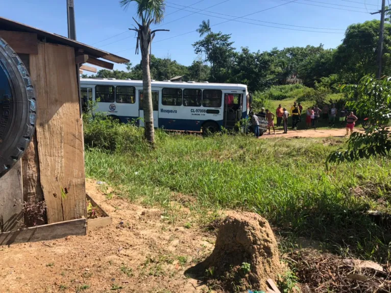 Vítima é esmagada em acidente de trânsito; veja o vídeo