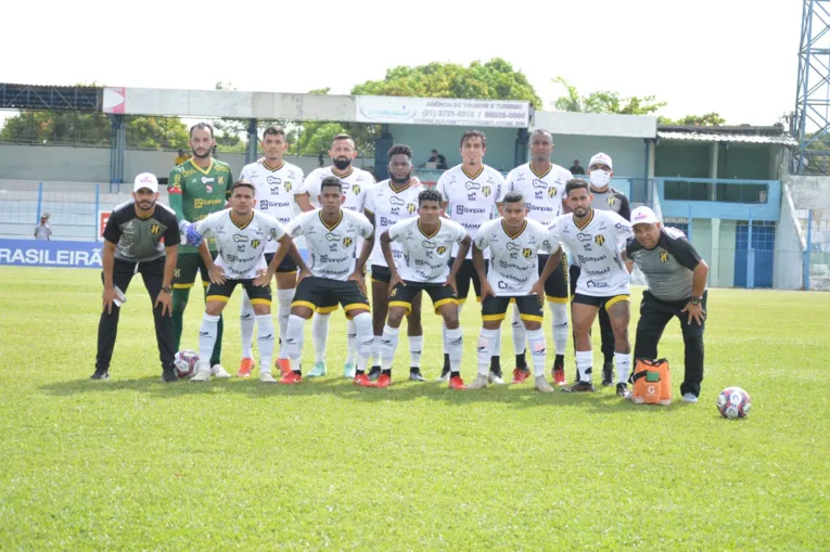 Time que venceu o Penarol, no Modelão.