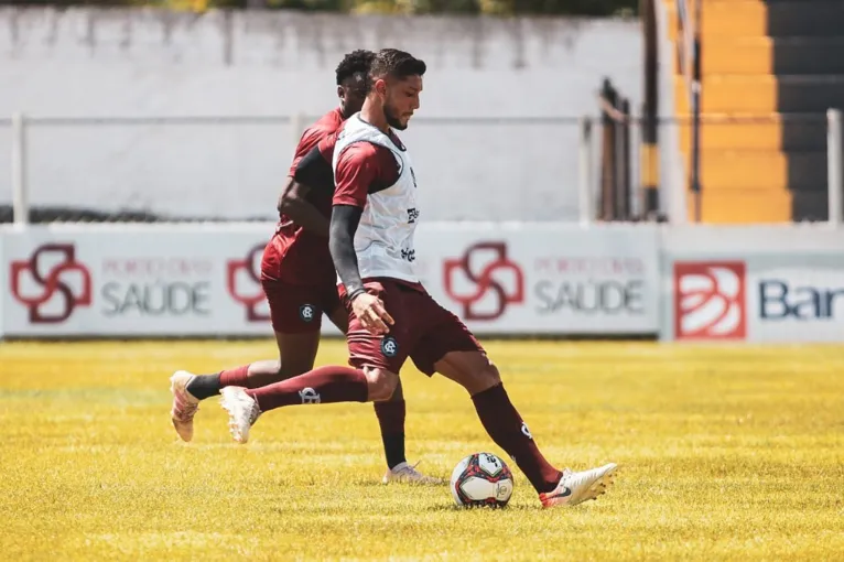 Clube do Remo retorna aos treinos com olhos atentos no Goiás