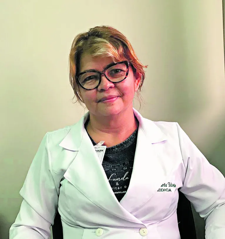  Andréa Cristina Beltrão Ferreira