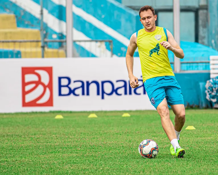 Atacante Rafael Grampolla inicia fase de transição.