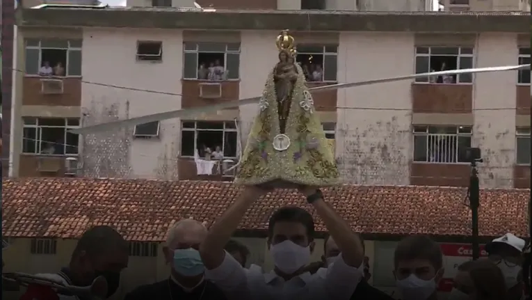 Imagem Peregrina de Nossa Senhora chega em Nazaré