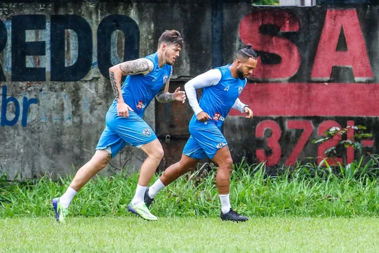 Jogador deve estar entre os relacionados para o jogo contra o Altos-PI