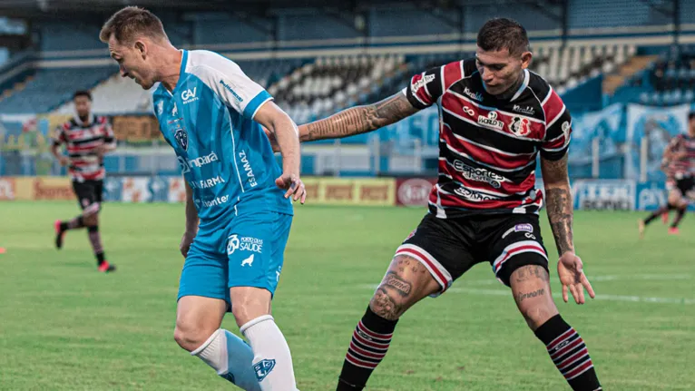 Paysandu vence e deixa Santa Cruz com um pé na Série D