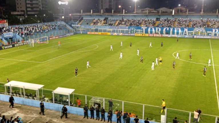 Paysandu tropeça ao empatar com Botafogo na volta da Fiel