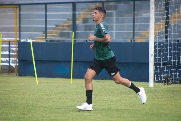 Atleta tem na história um gol de bicicleta considerado um dos mais bonitos da história do Leão